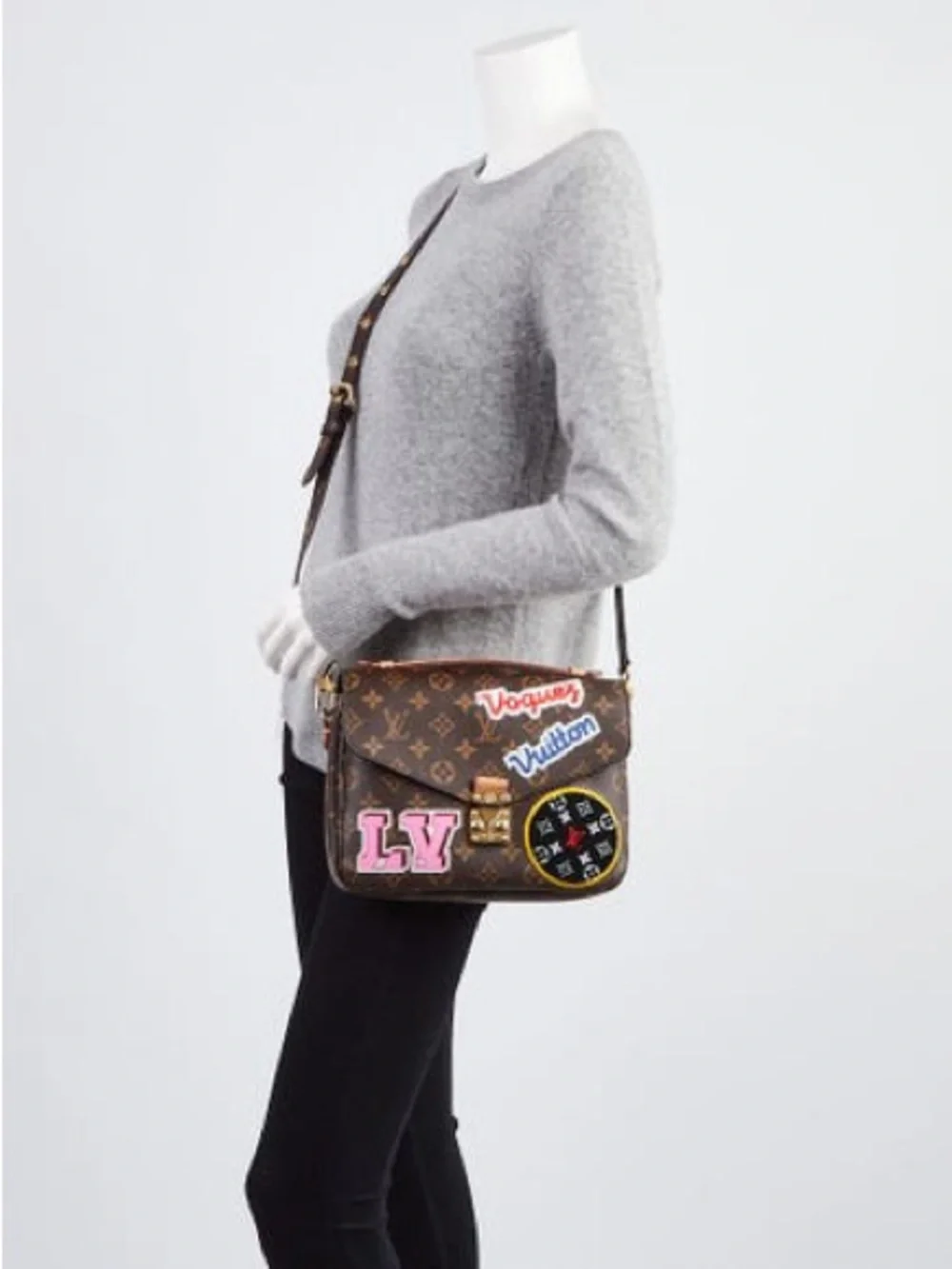 Louis Vuitton Monogram RARE Patches Pochette Metis Crossbody